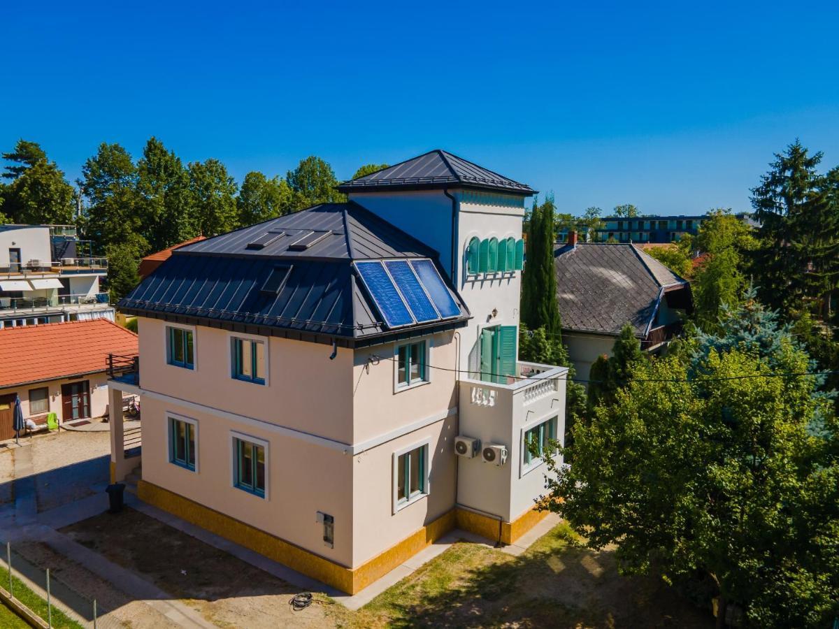 Harmony Boutique Villa Сиофок Екстериор снимка